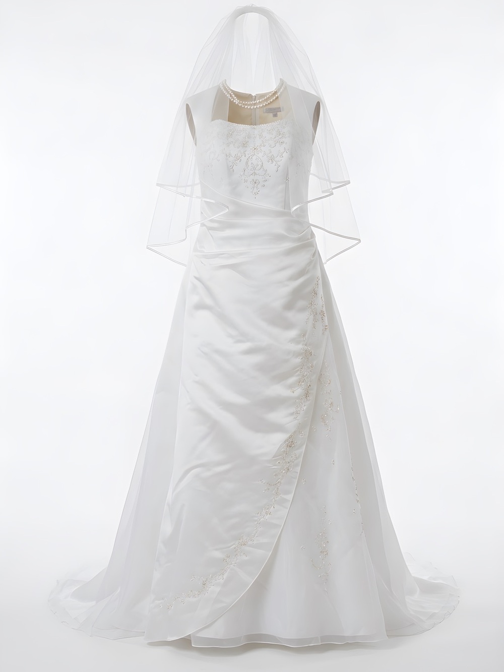David's Bridal White wedding Gown